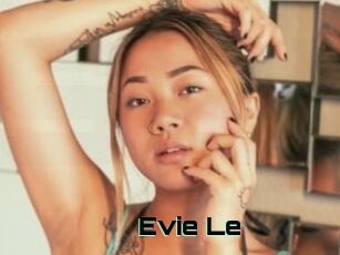 Evie_Le