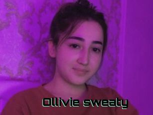 Ollivie_sweaty